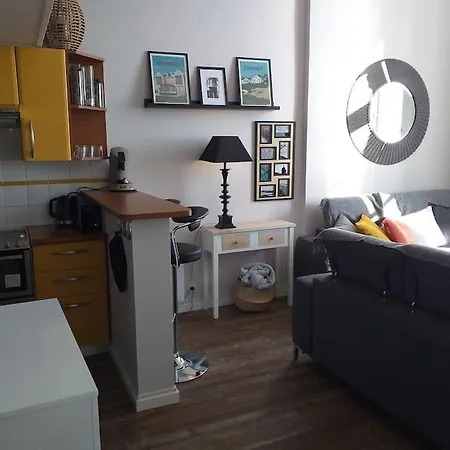 Cap Lihou Apartment